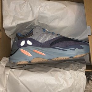 NEVER BEEN WORN Yeezy Boost 700s “Carbon Blue”